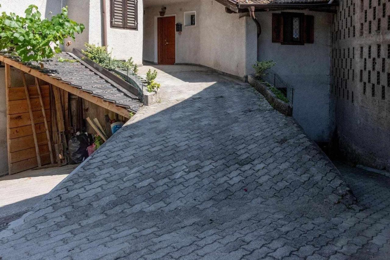 Appartement Dimora Al Portico Cloz Ospitar Extérieur photo
